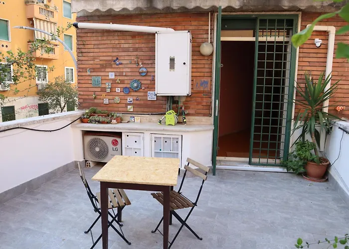 Gena Home, A Due Passi Da San Giovanni Appartamento *